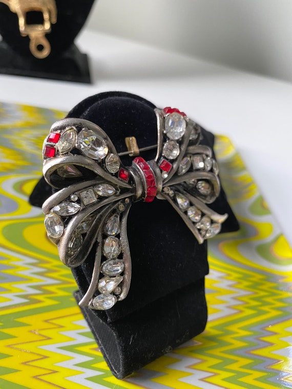 1950s amazing holiday vintage bow brooch - image 2