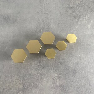 Solid Brass Hexagon Cabinet Knobs | Minimalist Luxury Drawer Pulls | UK bild 4