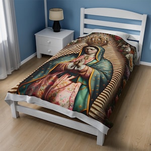 Virgen de Guadalupe, Cobija, Floral Lady of Guadalupe Plush Blanket, Virgin Mary Throw, Christian Cozy Quilt, Catholic Home Decor