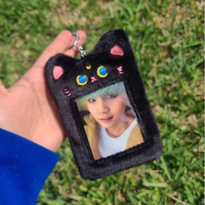 Black Plush Cat Photocard Keychain Holder