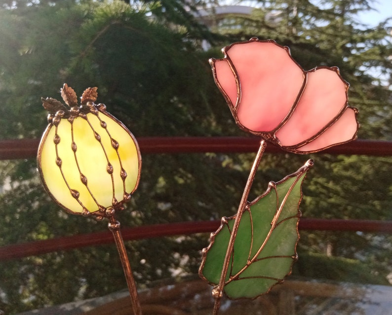 Stained Glass Opium Poppy Bouquet: Pink & Green Table Decor image 1