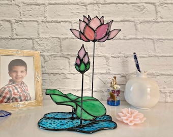 Stained Glass Pink Water Lily Suncatcher, July Birth Flower Decor