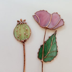 Stained Glass Opium Poppy Bouquet: Pink & Green Table Decor image 4