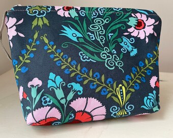 Floral Zipper Pouch