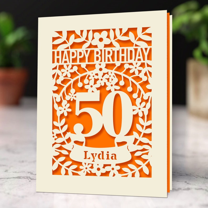 Tarjeta de cumpleaños personalizada, corte de papel láser, tarjeta de cumpleaños con flores de edad especial, cualquier nombre, cualquier edad, 1, 16, 21, 30, 50, 70, 80 Naranja