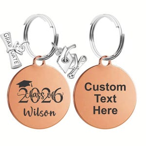 Personalized Graduation Gifts Keychain for Her Him Class of 2026 Keychain for College High Student 2026 Graduation Gifts