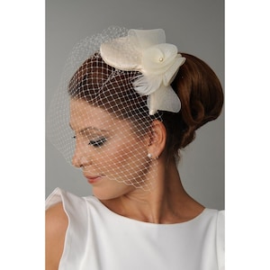 Crinoline Flower, Handmade Fascinator, Bridal Hat, Wedding Hat, Pillbox, Birdcage Veil,Women&#39;s Tea Party Hat, Church Hat, Party Hat