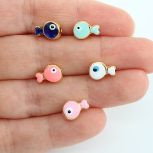 7X10MM 24K Shiny Gold Plated Fish Connector Beads, Enamel Fish Charm, Bracelet Connector, Gold Plated Jewelry Supplies, GLD172