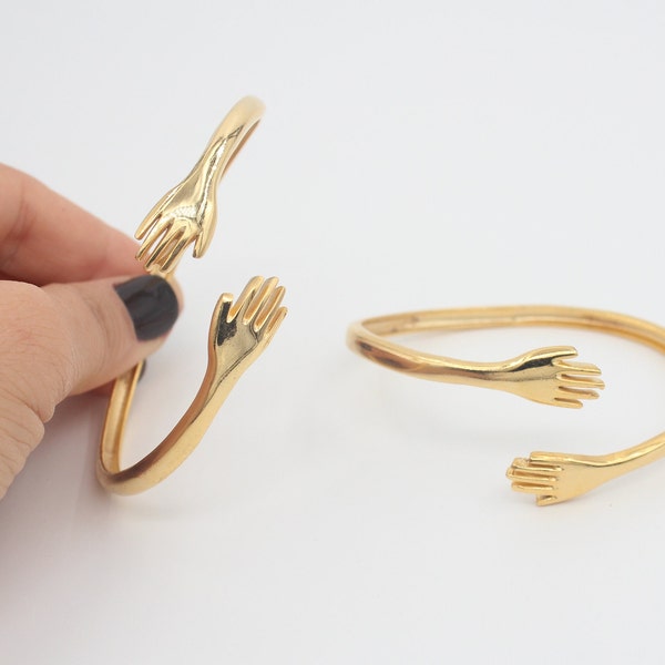 4,5MM 24K Shiny Gold Plated Hands Bracelets, Hugging Hands Cuff Bracelet , Hands Bangles, Hug Me Bangle, Cuff Bracelet Bangle, BRC005