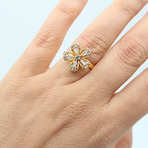 24K Shiny Gold Plated Daisy Flower Ring, Adjustable ring, Flower Rings, Daisy Ring, Zircon Pave Rings,  Zircon Pave Flower Rings, YZK008