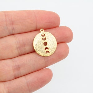Encantos de las fases de la luna chapados en oro brillante de 18X20MM 24K, colgantes de luna llena, collar de luna, encantos de la luna, encanto de las fases de la luna chapado en oro, GLD477