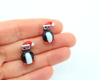 Murano Glass Penguin Beads, Lampwork Christmas Charm (15x20MM)