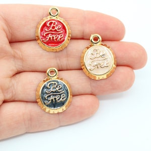 19X23MM 24K Shiny Gold Plated Be Free Soda Cap Anhänger, Stimmung Charms, Soda Cap Charm, Halskette Charms, Soda Cap Halskette, GLD445