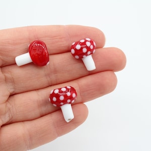 10x18MM Mushroom Murano Glass Beads, Handmade Mushroom Charm, Lampwork Mushroom, Bracelet Charm, Handblown Beads, Mushroom Pendant MRN078