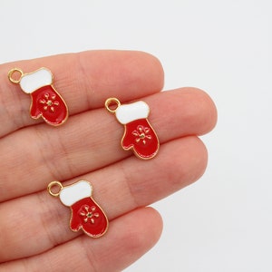 11X19MM 24K Gold Plated Christmas Glove Charm, Christmas Pendants, Christmas Jewellry, Noel Charms, Handmade Charms, Enamel Charm GLD387