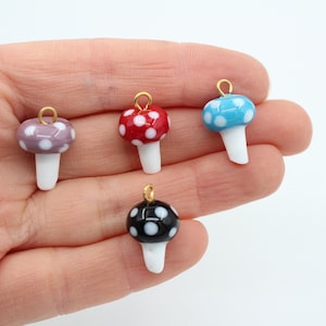 10x20MM Mushroom Murano Glass Beads, Handmade Mushroom Charm, Lampwork Mushroom, Earing Charm, Handblown Beads, Mushroom Pendant MRN008