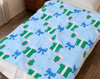 Blue Holiday Presents Pattern Velveteen Plush Blanket | Christmas Gift Boxes, Bows