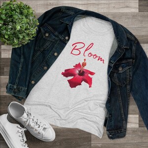 Hibiskusblüte | Tropische Blume | Bloom Damen Triblend T-Shirt