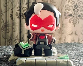 Presale!!! Red Hood/Jason Todd Figure