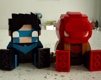 Build-Your-Own Brick Block Nightwing & Red Hood
