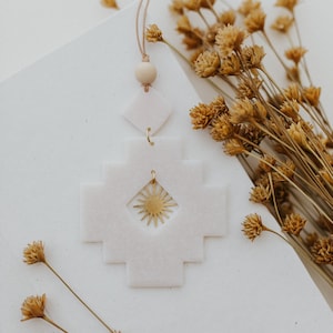 Aztec Sun Essential Oil Car Diffuser | Ivory