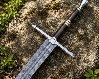 Damascus Steel Full Tang Medieval Sword – Hand-Forged Collector Blade with Leather Scabbard