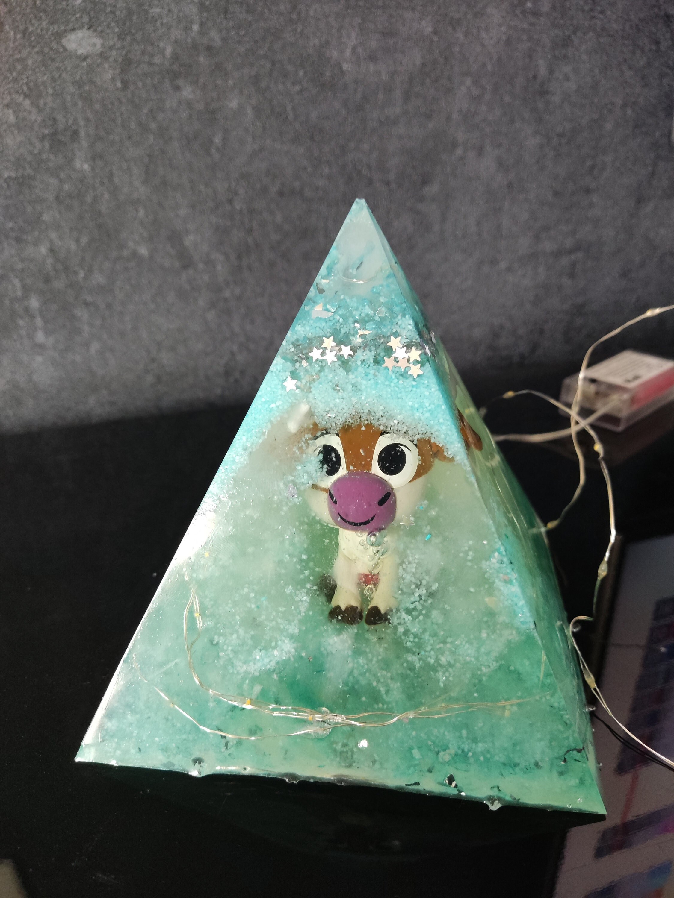 Lampe Pyramide Sven Le Renne de La Reine Des Neiges