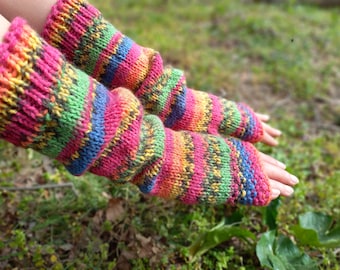 Mitaines longues pour femme en laine - Mitaines en acrylique Manchettes multicolores tricotées à la main Cadeau pour elle