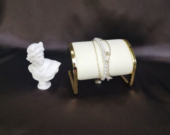 Bracelet Display Stand Wihte Velvet