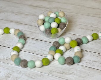 Story Book Fairytale Felt Ball Pom Pom Garland Neutral Pastel Baby Shower Felt Ball Garland for Baby Girl Party