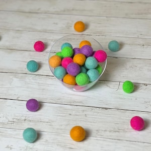 フィエスタ ピニャータ シンコ デ マヨ フェルト ボール ミックス 夏 明るい フェルト ポンポン ミックス 装飾や工作用
