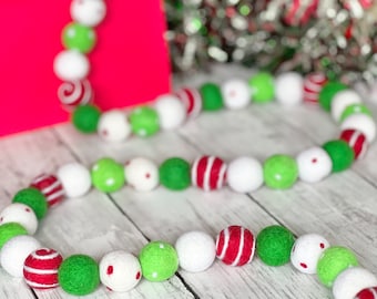 Oh What Fun Christmas Pom Pom Decor Garland Felt Ball Decoration for Christmas Tree Holiday Fun Red Green Decorations for Mantel