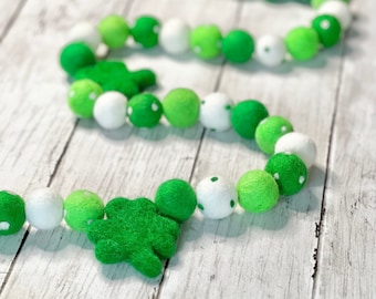 St. Patricks Day Shamrock Felt Ball Garland Green Polka Dot Felt St. Patties Garland Decoration for Classrooom Mantle