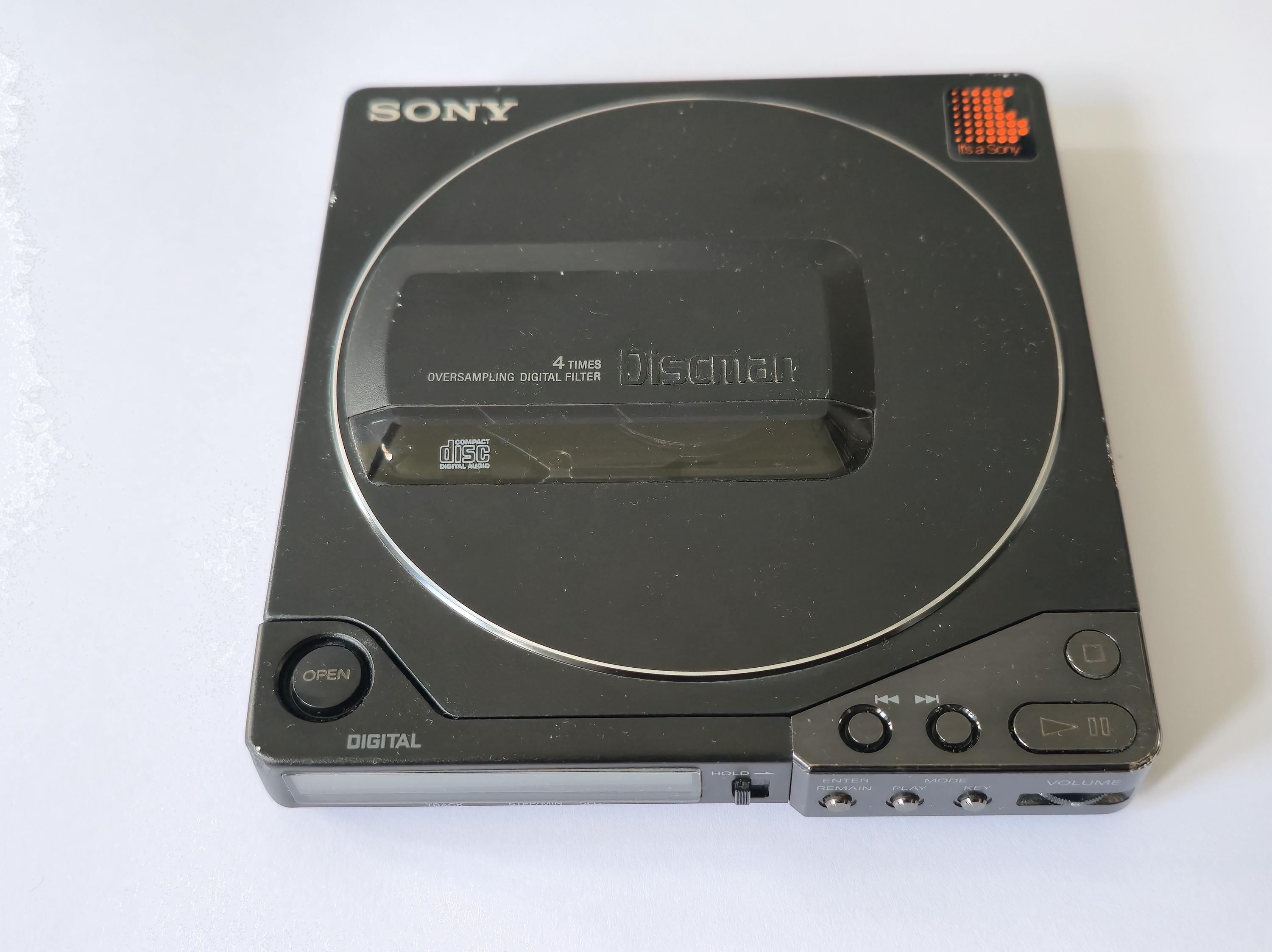 Sony D-250 DISCMAN Japan Made Black CD Player for RESTORATION