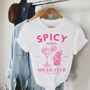 Kryddig Margarita-tröja Social Club Sweatshirt Kryddig Marg T-shirt Alkohol Linnen Vodka Gåvor Kust Barnbarn Strandklubb Tema Alkohol Crew