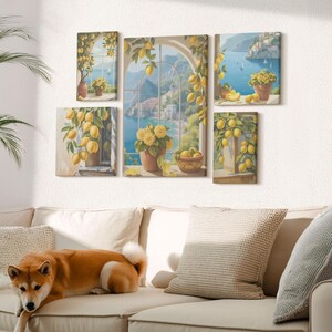 Set di 5 tele artistiche - Accenti di limone in stile provenzale con vista sul mare, stampa gialla su tela, decorazioni murali con piante e fiori