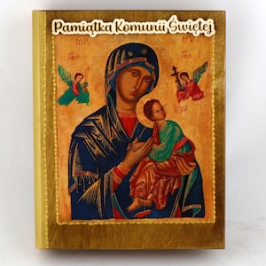 Puede incluir: Un letrero de madera rústica con el texto "Welcome to our home" en letras blancas. El letrero presenta un acabado envejecido y un diseño sencillo y acogedor, perfecto para un porche o entrada.