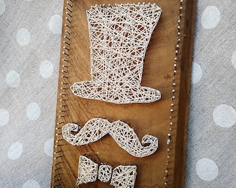 Decorazione murale con string art