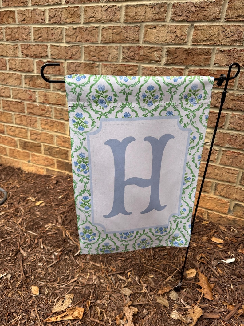 Personalized Crest Garden Flag, floral Preppy Coquette Initial Yard decor, Grandmillennial Decor, Porch Banner, Watercolor Chinoiserie Flag