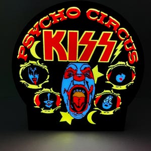 KISS Psycho Circus colored light box with colored LED lights and remote with stand or can wall mount