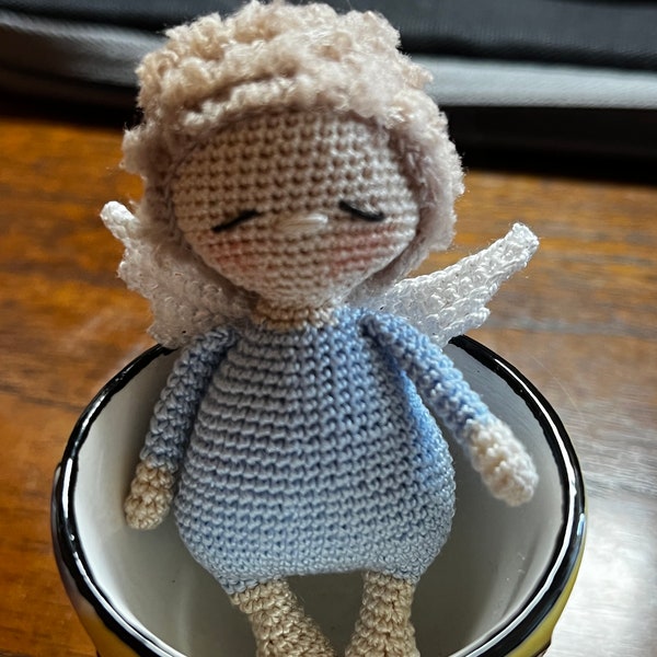 Ange gardien miniature (amigurumi)