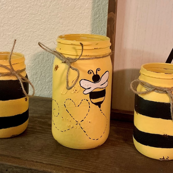 Distressed Bumble Bee Jars, Bee Mason Jars, Home Decor, Bumble Bee, Bee Decor, Bee Jars, Painted Bees