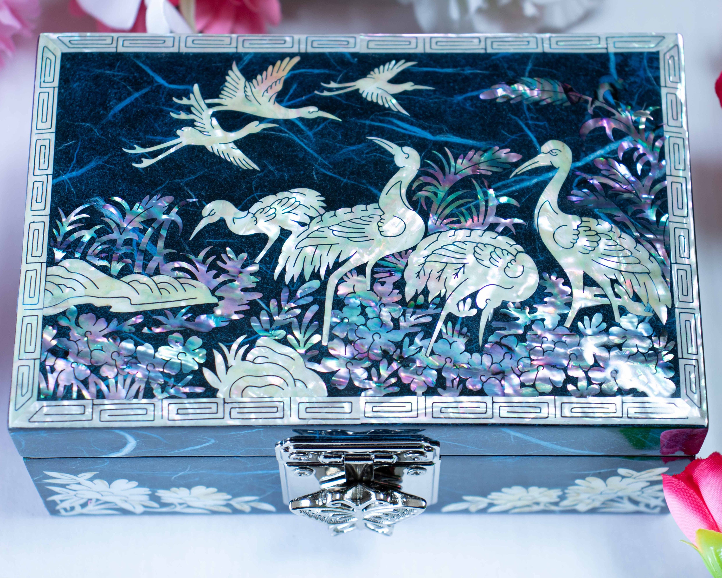 Mosaic Sea Glass Bento Box, Beach Glass Abalone Japanese Lunch Box for  Adults, Barcelona Gaudi Asian Unique Aqua Boho Eclectic Aesthetic 