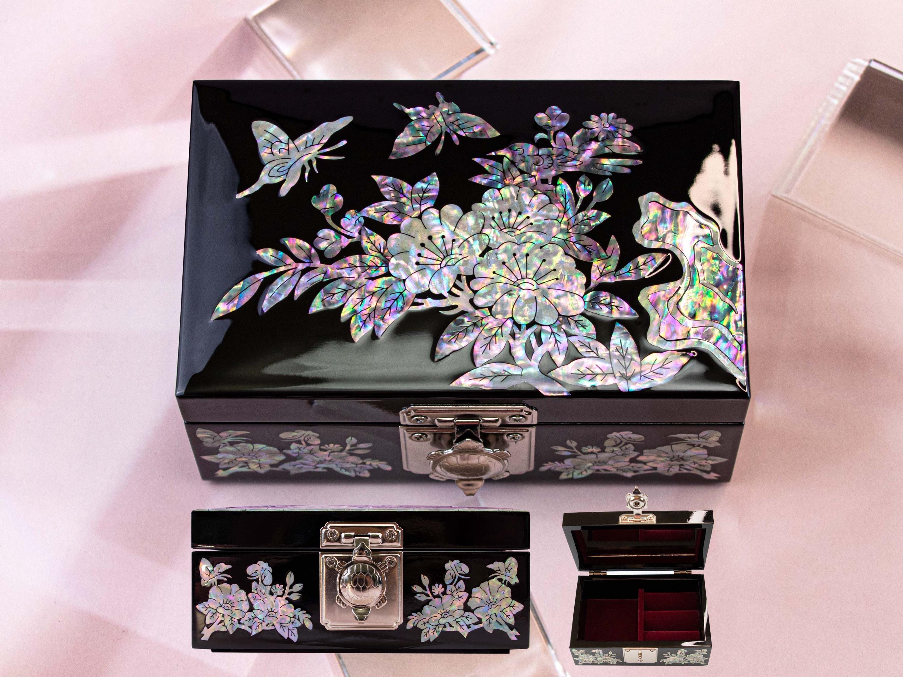 マザーオブパール象嵌ジュエリーボックス：花模様漆、タートルリング