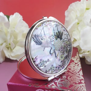 Hand held Mother of pearl women Makeup purse mirror Magnifying hand compact Pearl Pocket White Mirror Gifts From Friends image 3