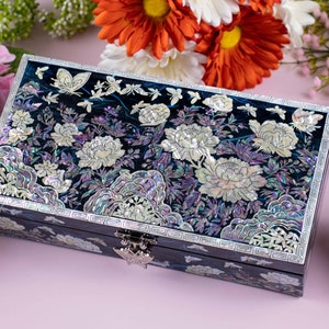 Mother of pearl blue wooden jewelry Box Asian inlay lacquer wood jewelry Box Abalone shell Korean gifts Boite nacre