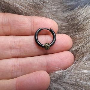 viking hoop earring in black stainless steel with metal bead image 4