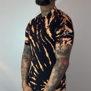 Reverse Tie Die Shirt, Size Large