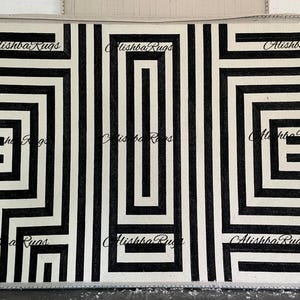 Modern Black & White Geometric Wool Rug | Handwoven Maze Pattern Carpet | Contemporary Area Rug | Neutral Living Room Decor