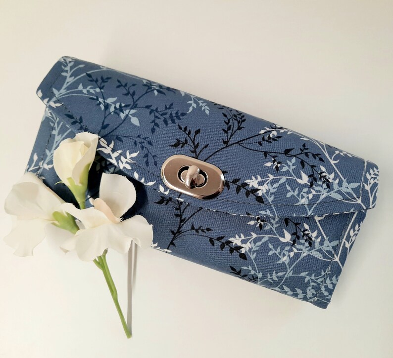 Wallet Purse Ladies IMMEDIATE SHIPPING Large Purse Wallet Money Gift